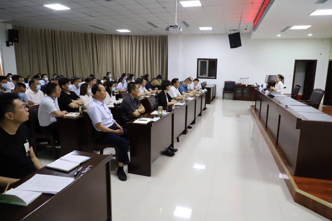 山東濟(jì)寧南陽湖農(nóng)場有限公司 舉辦黨史學(xué)習(xí)教育專題輔導(dǎo)會議暨黨委書記講黨課