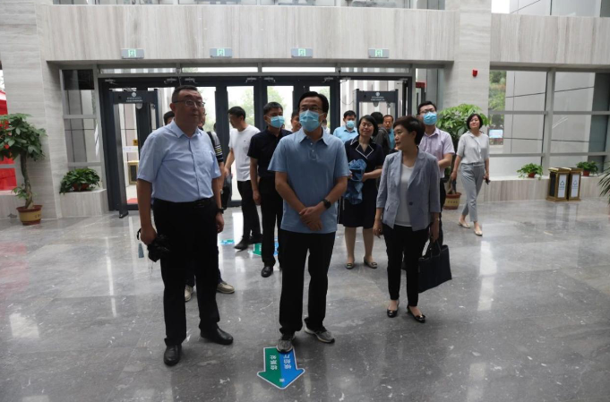 市委常委、宣傳部部長任慶虎調(diào)研微山湖旅游區(qū)創(chuàng)建5A級旅游景區(qū)工作